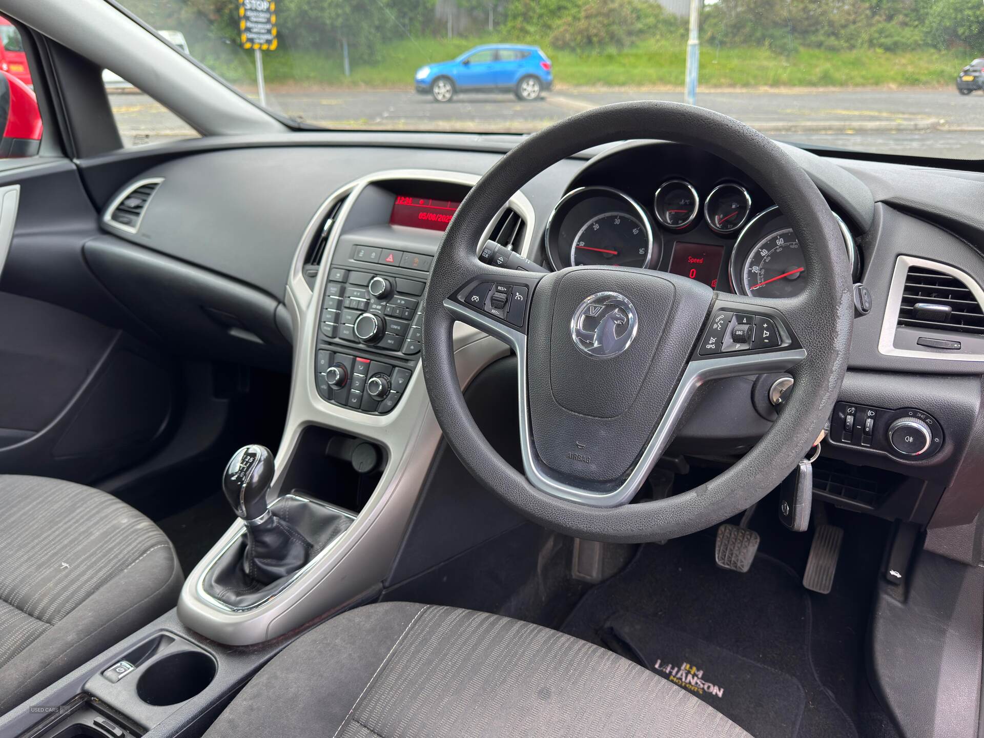 Apr 2011 Vauxhall Astra 1.7 CDTi 16V ecoFLEX Exclusiv 5dr