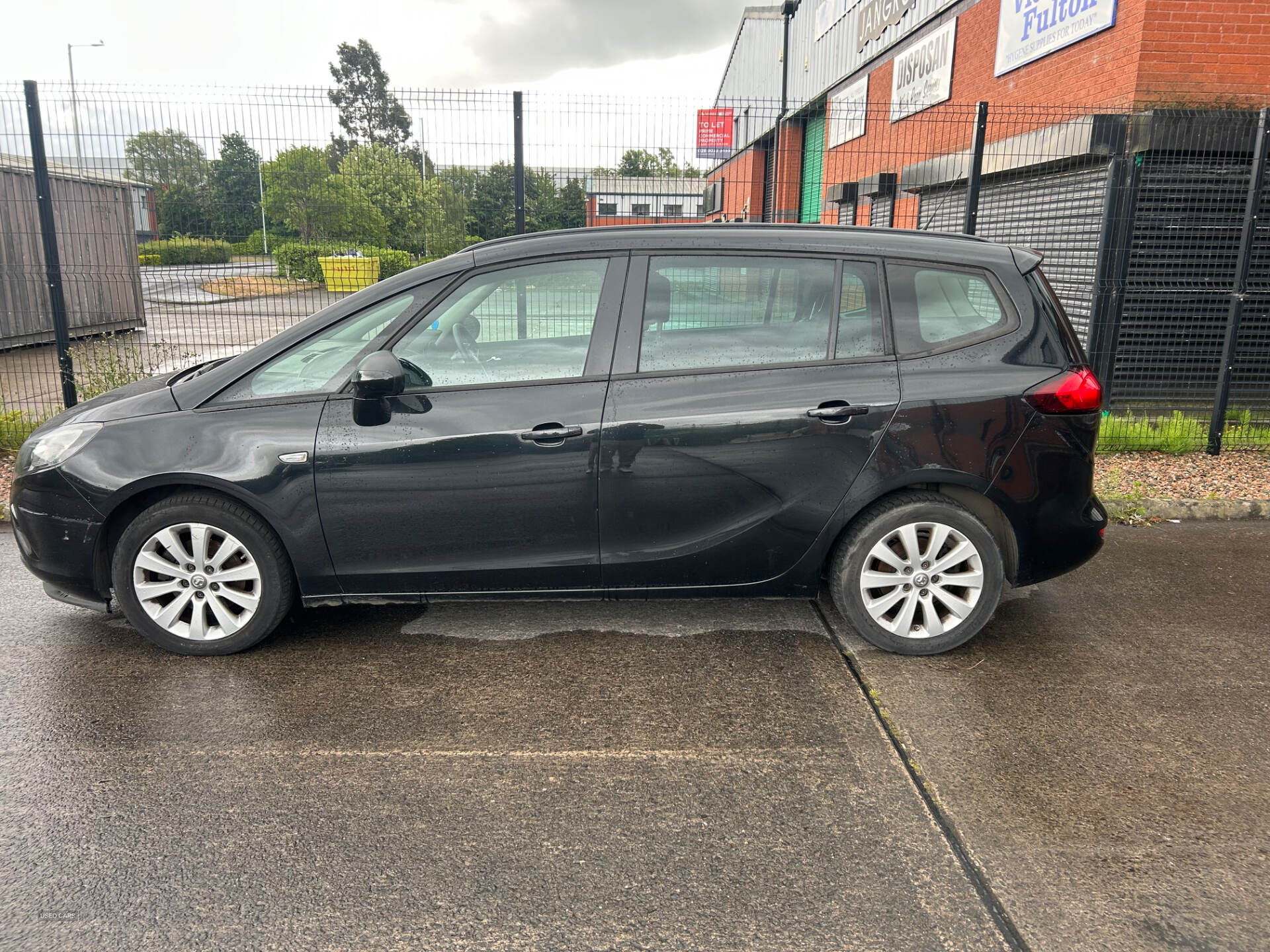 Oct 2014 Vauxhall Zafira Tourer 1.4T Exclusiv 5dr