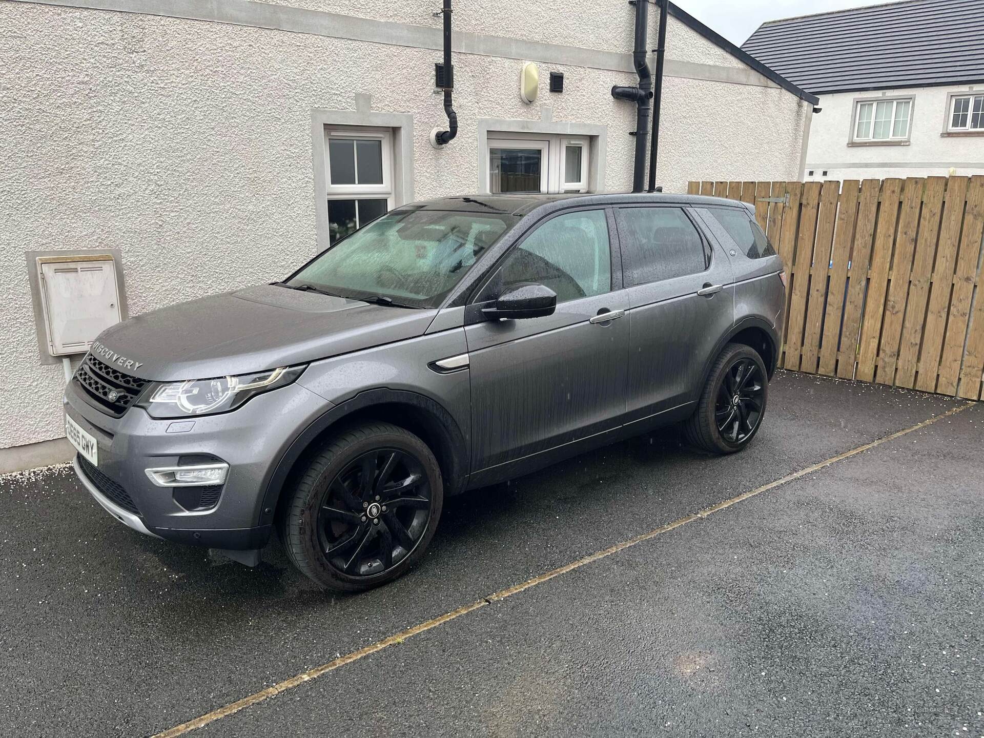 Dec 2015 Land Rover Discovery Sport 2.0 TD4 180 HSE Luxury 5dr Auto