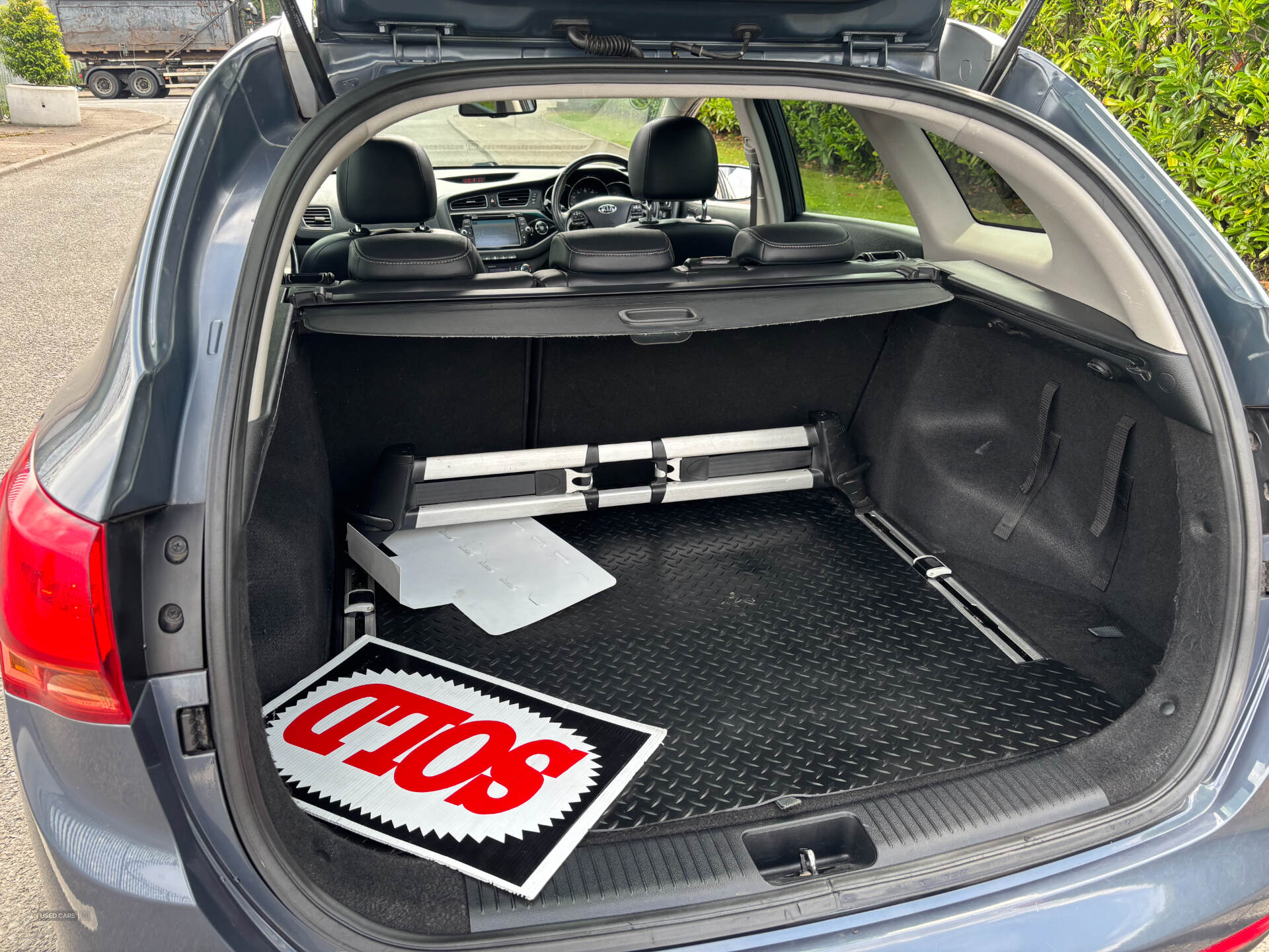 Jun 2015 Kia Ceed 1.6 CRDi 4 Tech 5dr