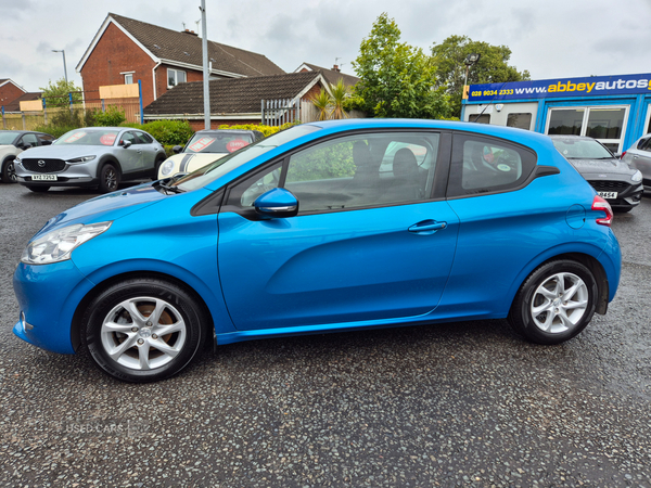 Peugeot 208 HATCHBACK in Antrim