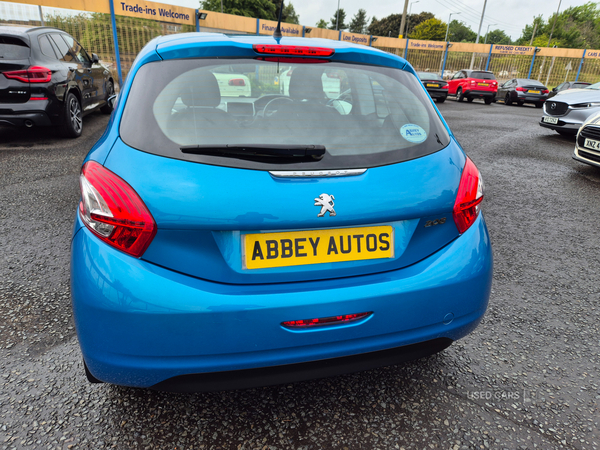 Peugeot 208 HATCHBACK in Antrim