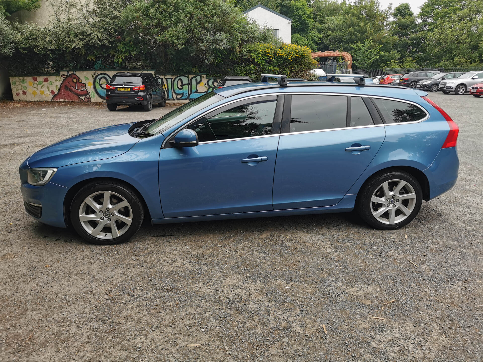Jul 2013 Volvo V60 D4 [163] SE 5dr