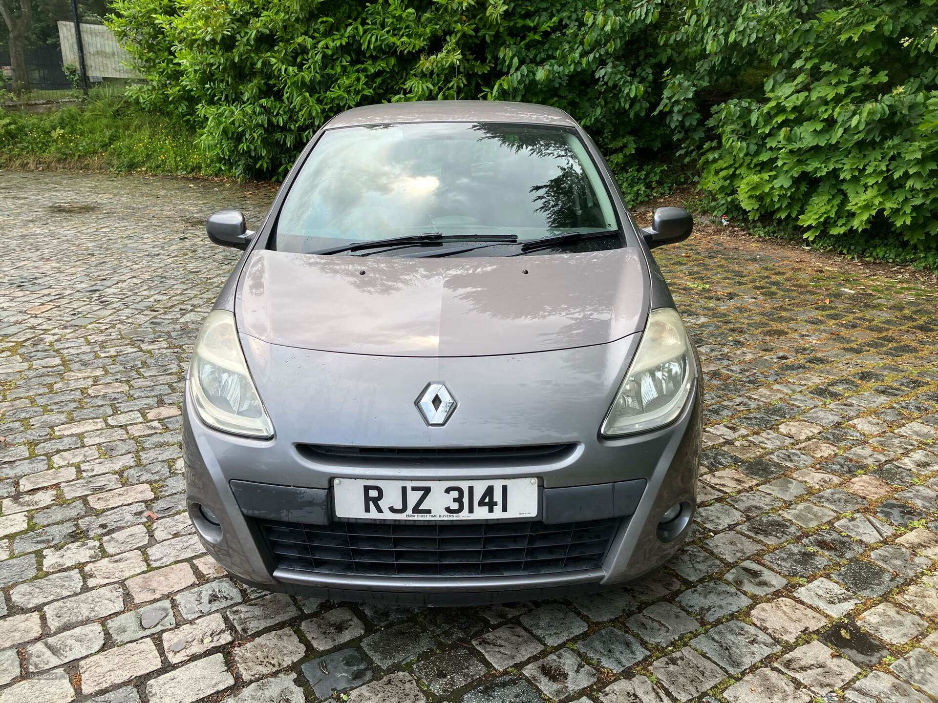 Mar 2010 Renault Clio 1.2 16V Expression 5dr