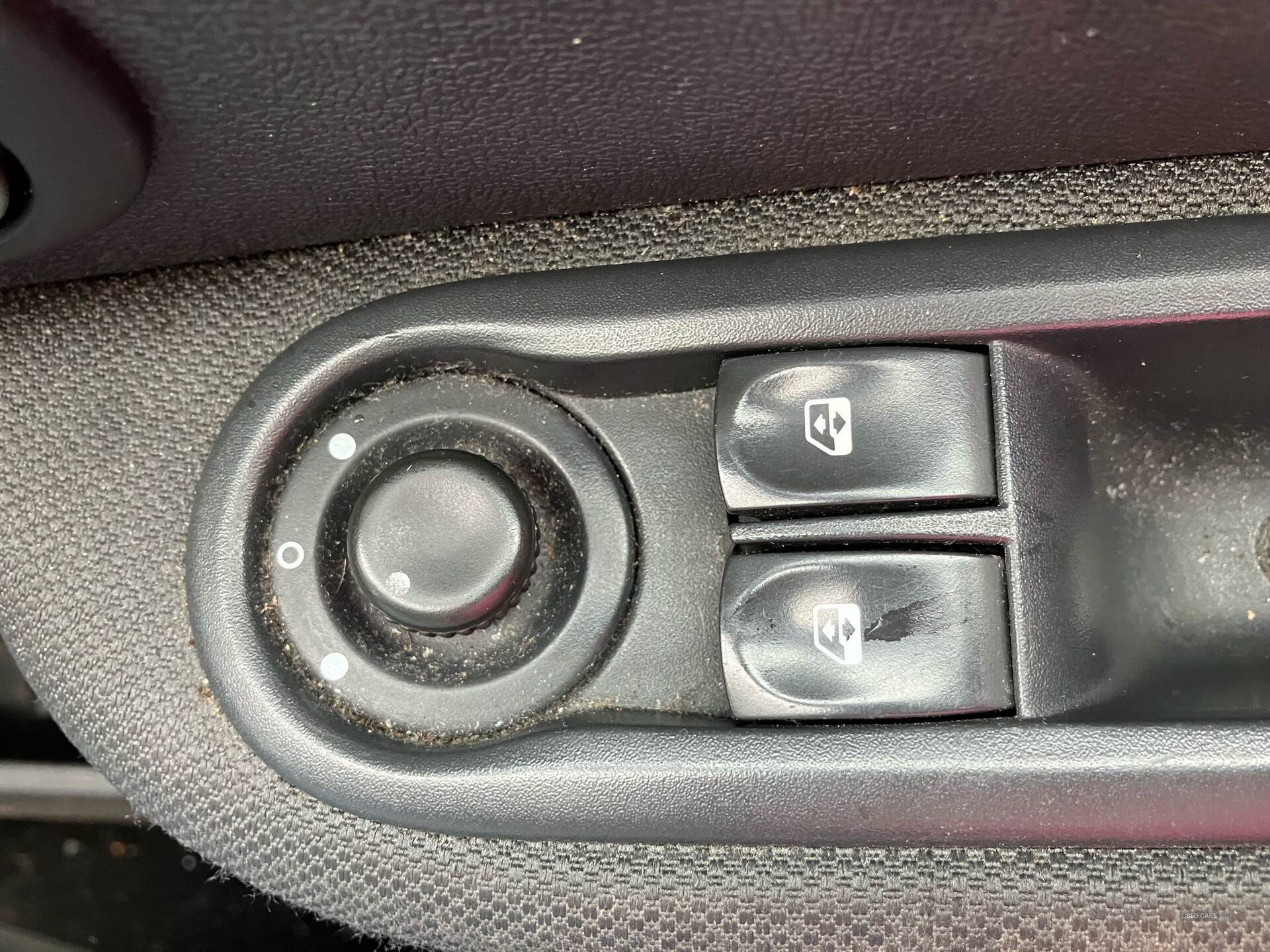 Mar 2010 Renault Clio 1.2 16V Expression 5dr