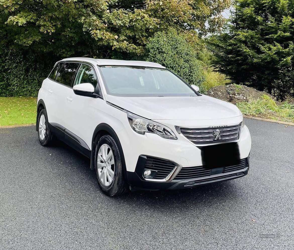 Jan 2019 Peugeot 5008 1.5 BlueHDi Active 5dr