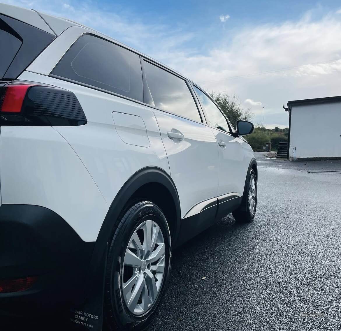 Jan 2019 Peugeot 5008 1.5 BlueHDi Active 5dr