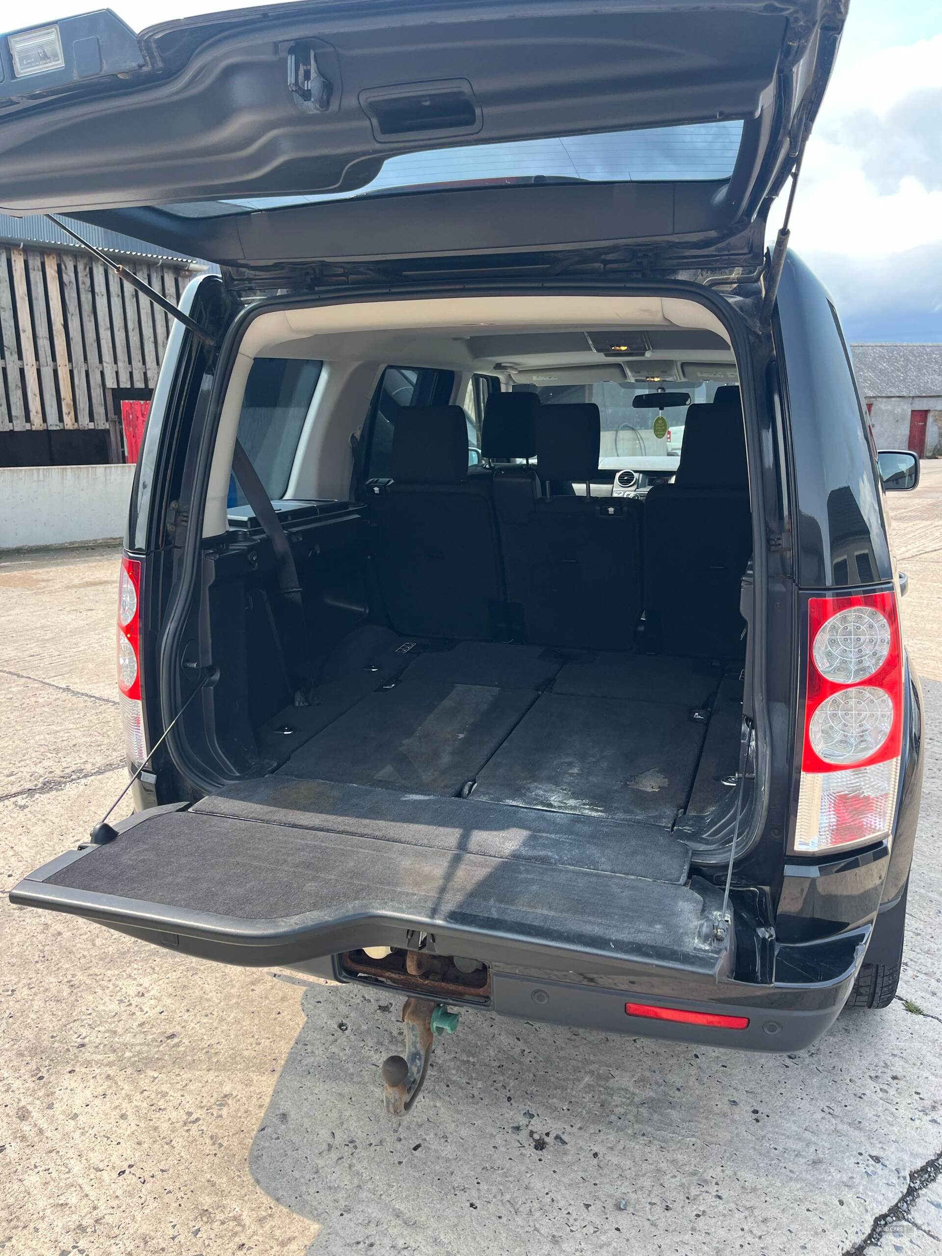 Mar 2012 Land Rover Discovery 3.0 SDV6 255 GS 5dr Auto