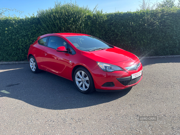 Vauxhall Astra GTC COUPE in Derry / Londonderry
