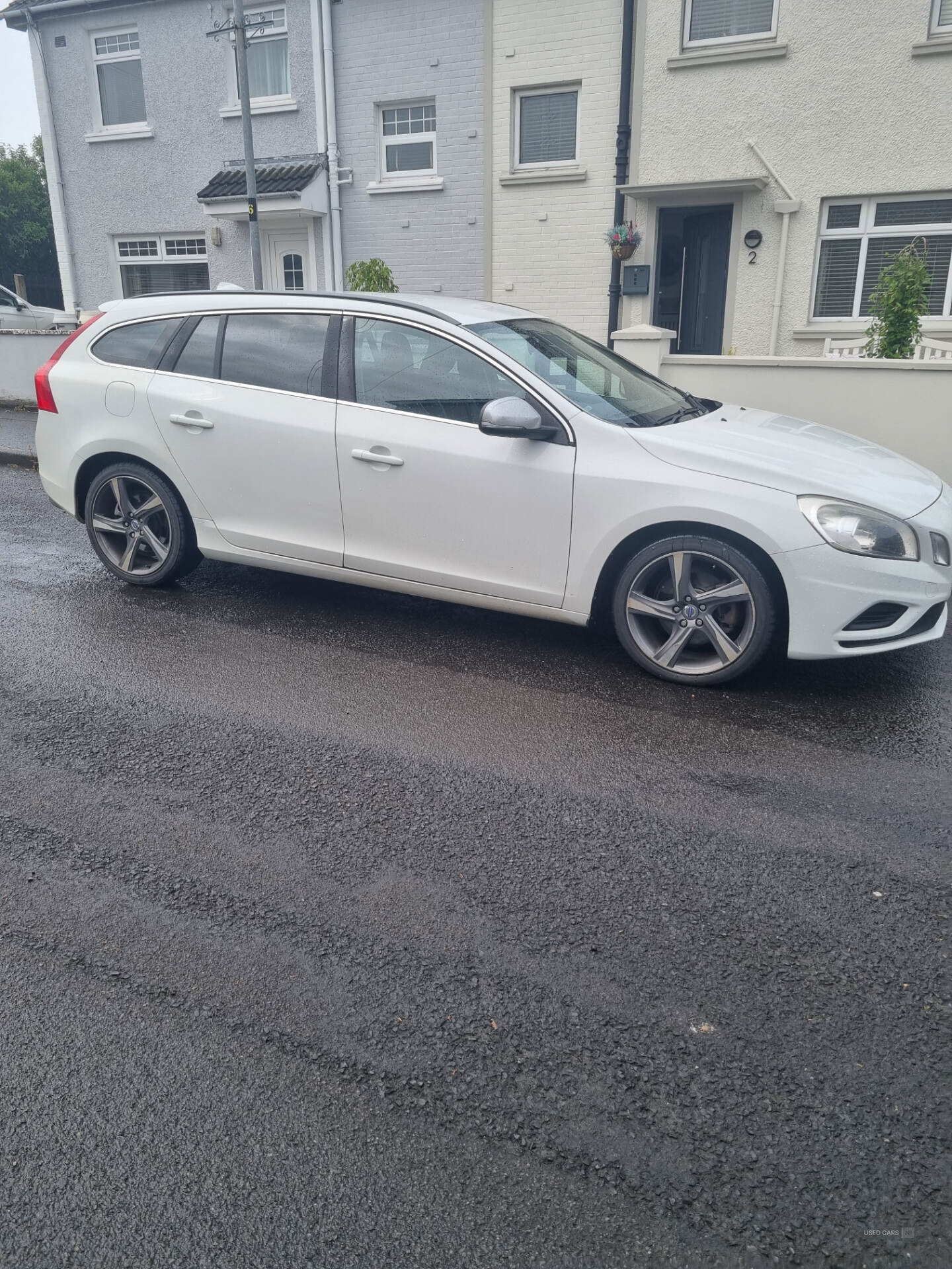 Jun 2012 Volvo V60 DRIVe [115] R DESIGN 5dr