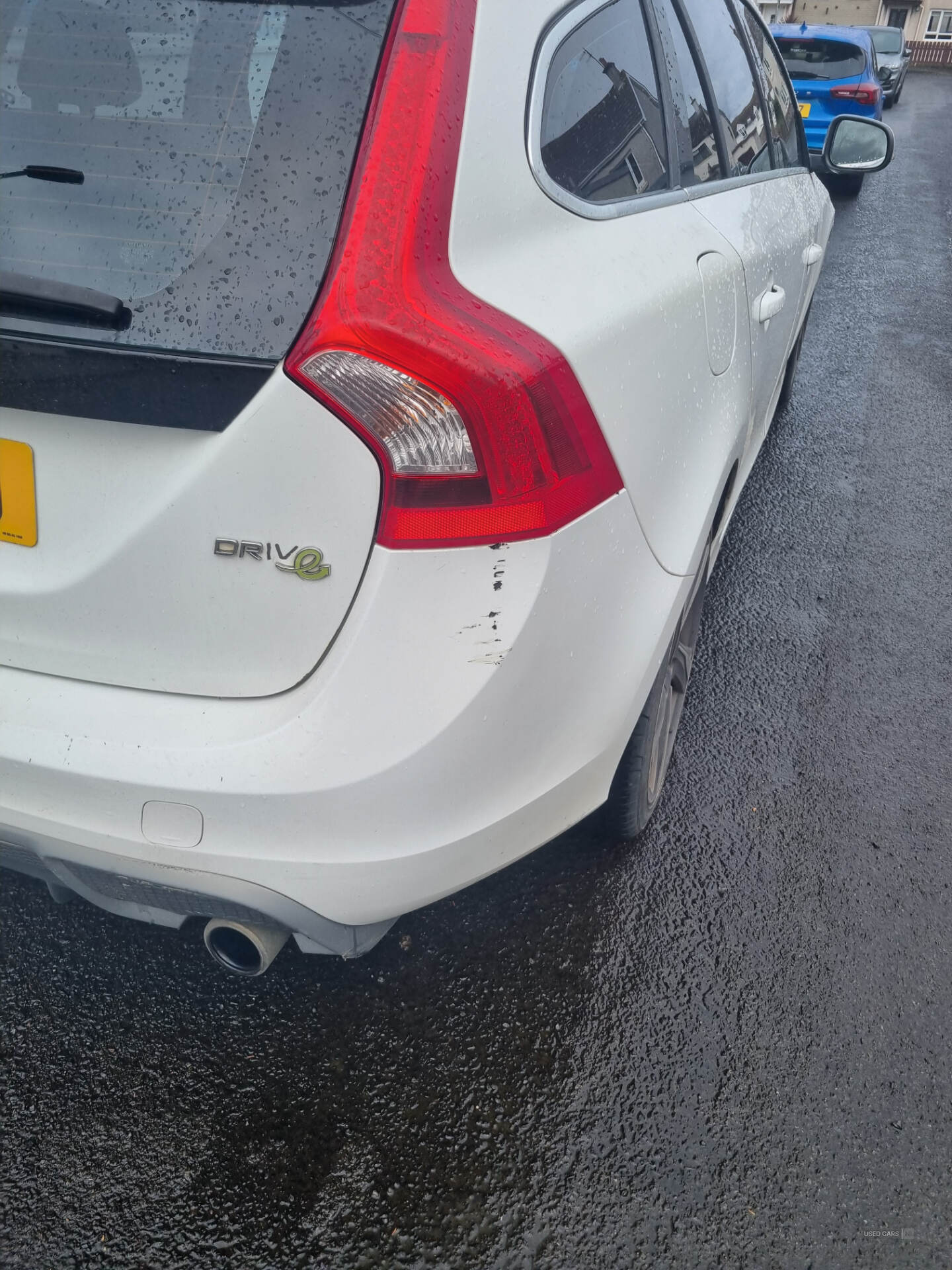 Jun 2012 Volvo V60 DRIVe [115] R DESIGN 5dr