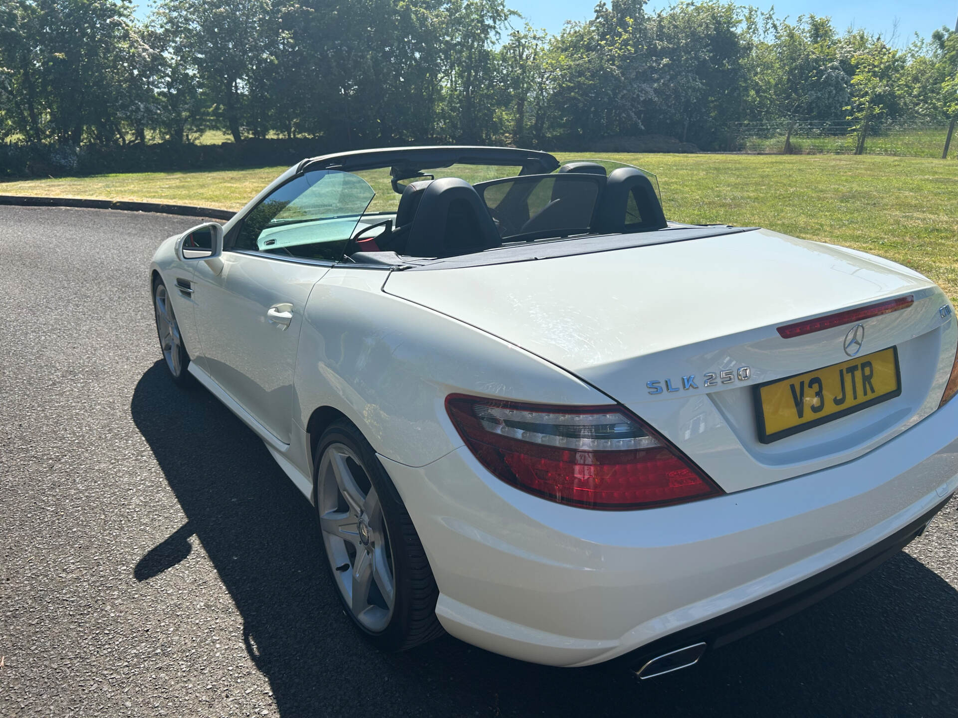 Jan 2013 Mercedes SLK-Class SLK 250 CDI BlueEFFICIENCY AMG Sport 2dr Tip Auto