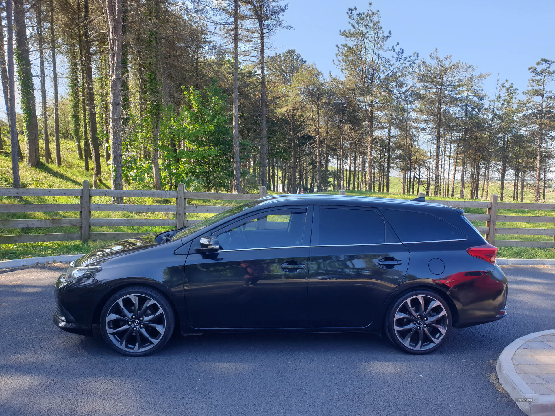Mar 2017 Toyota Auris 1.6 D-4D Icon TSS 5dr
