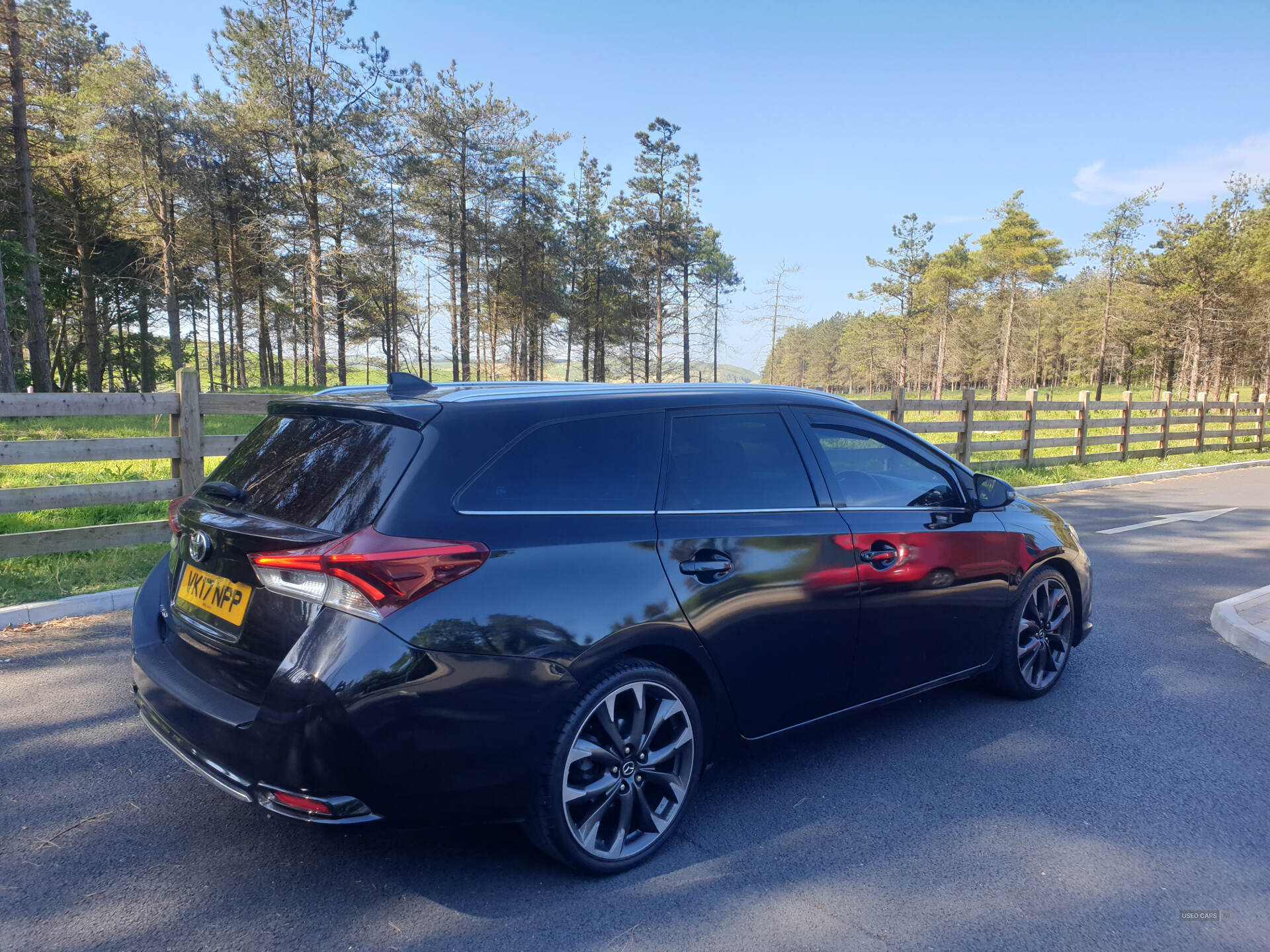 Mar 2017 Toyota Auris 1.6 D-4D Icon TSS 5dr