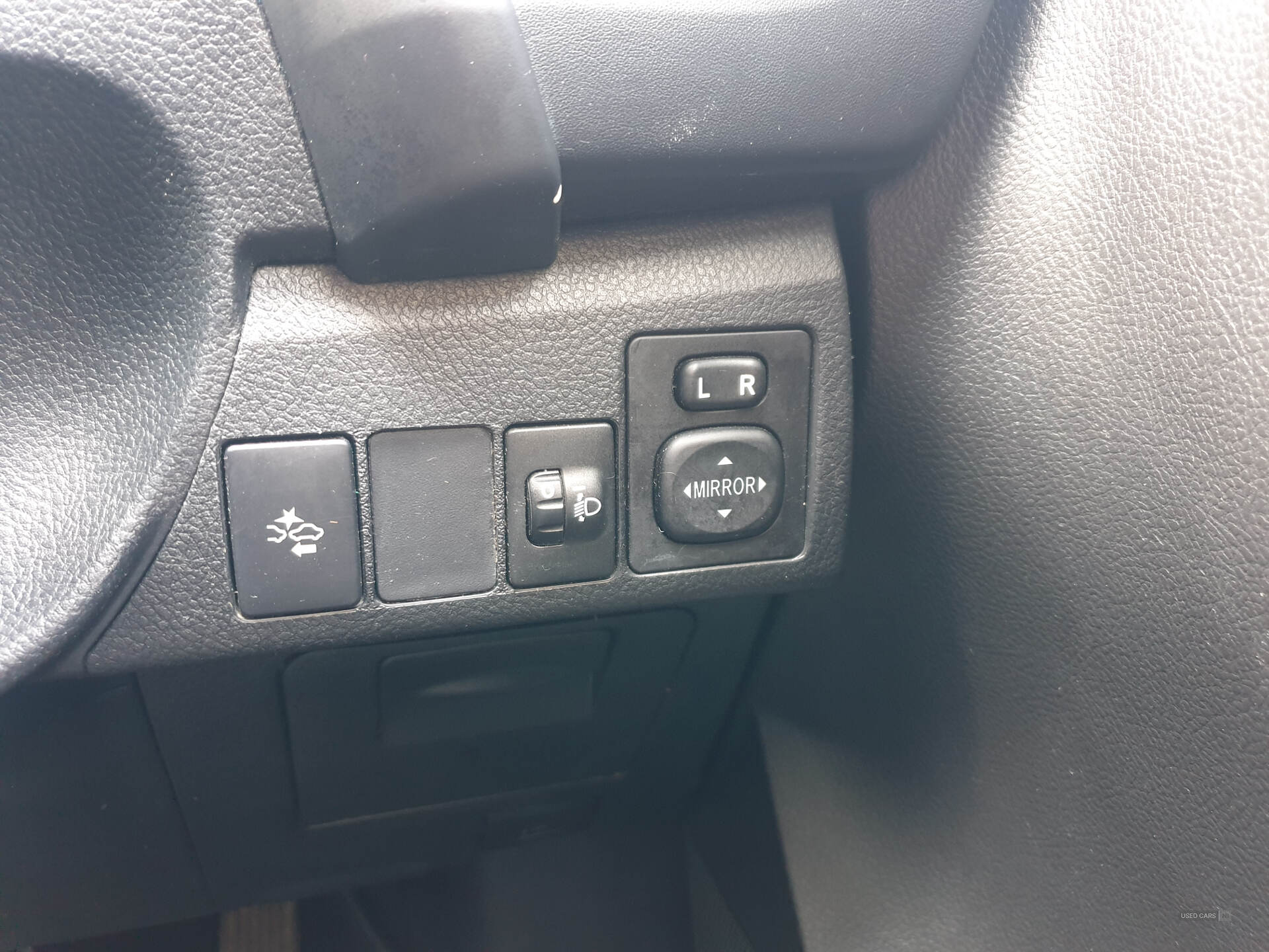 Mar 2017 Toyota Auris 1.6 D-4D Icon TSS 5dr