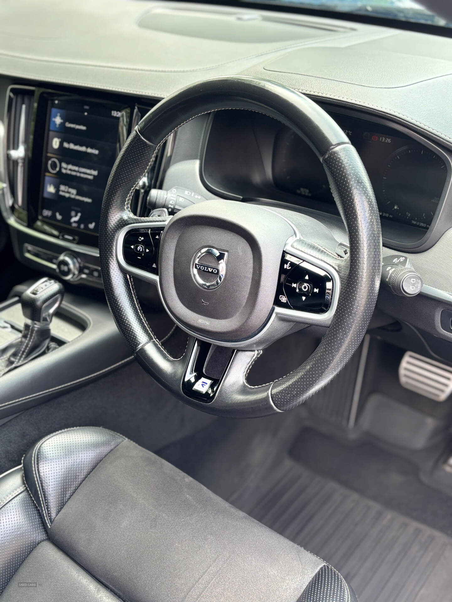Oct 2018 Volvo V90 2.0 D4 R DESIGN 5dr Geartronic