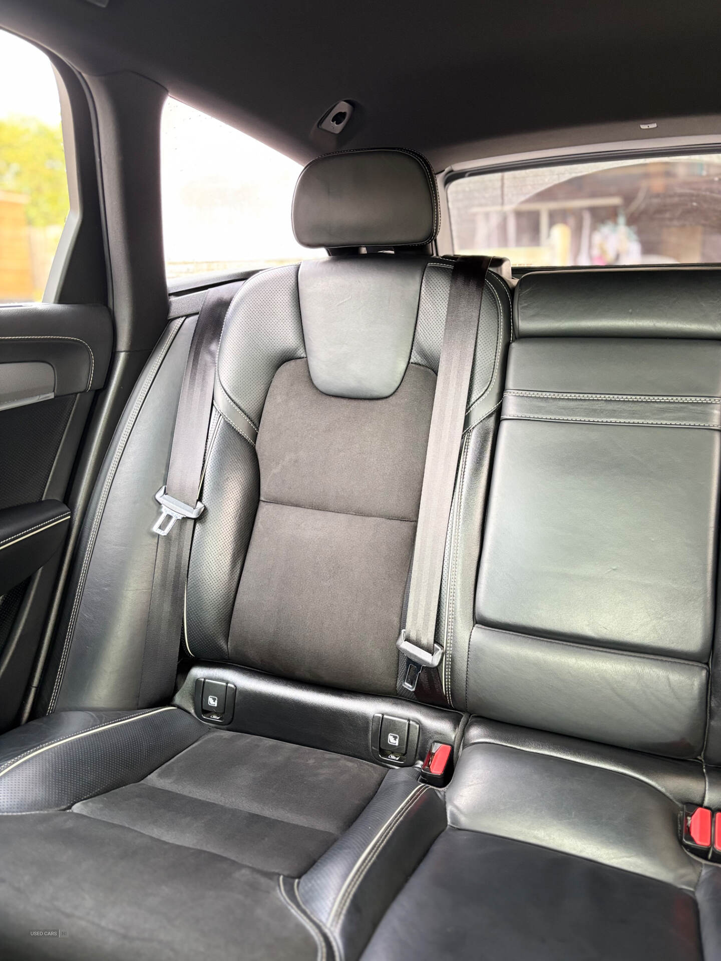 Oct 2018 Volvo V90 2.0 D4 R DESIGN 5dr Geartronic