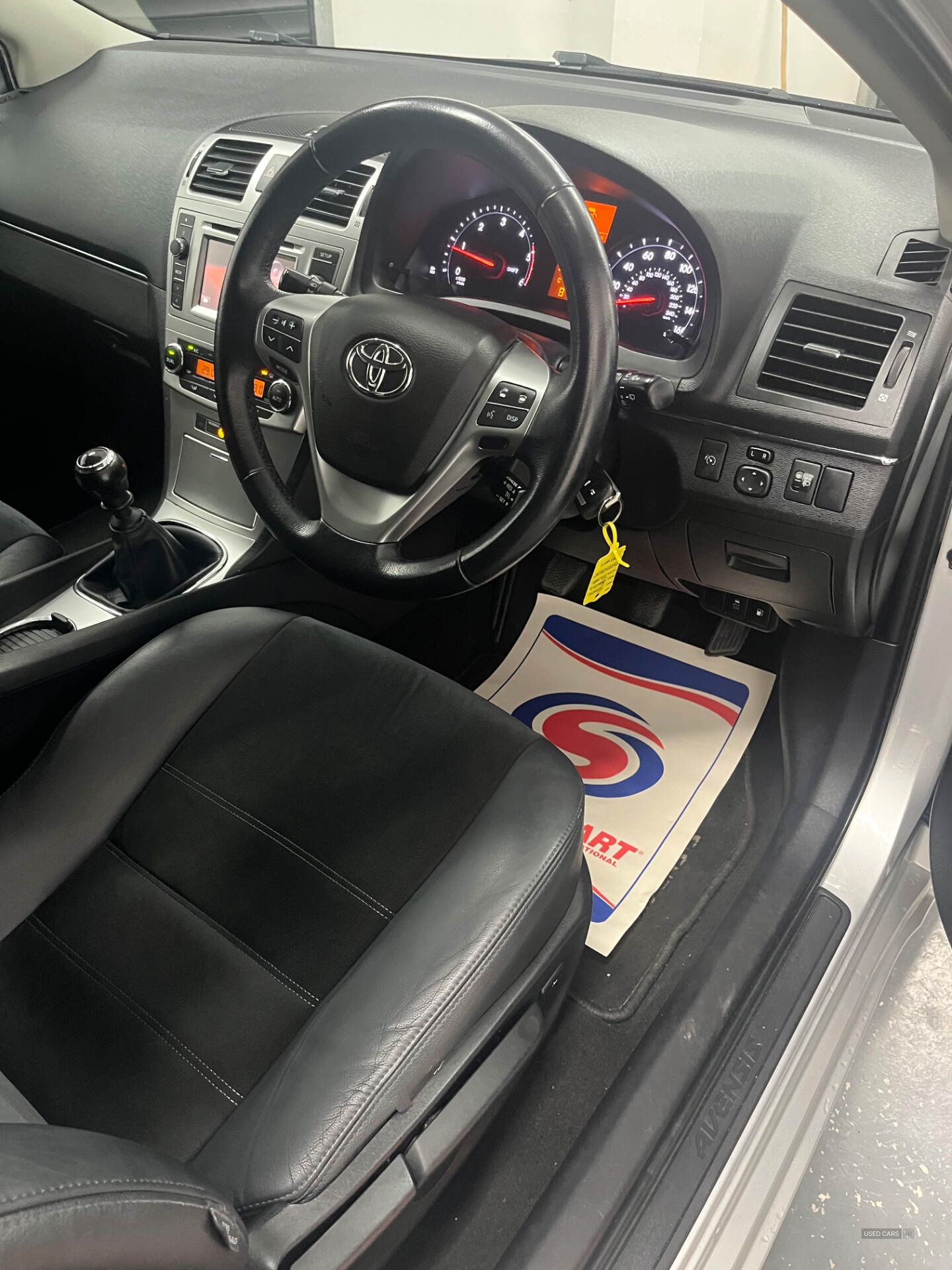 May 2015 Toyota Avensis 2.0 D-4D Icon Business Edition 5dr