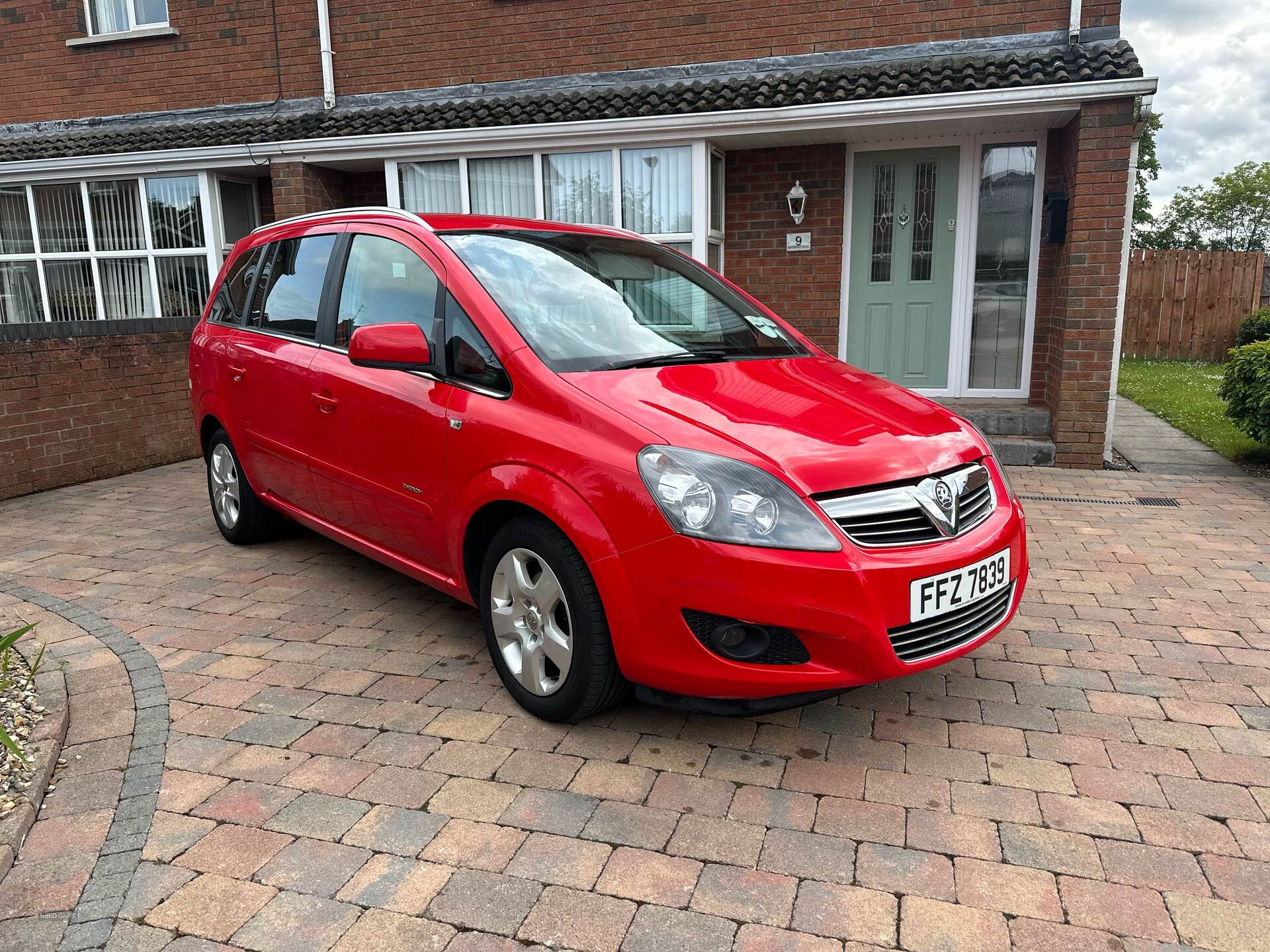 Apr 2011 Vauxhall Zafira 1.6i [115] Energy 5dr