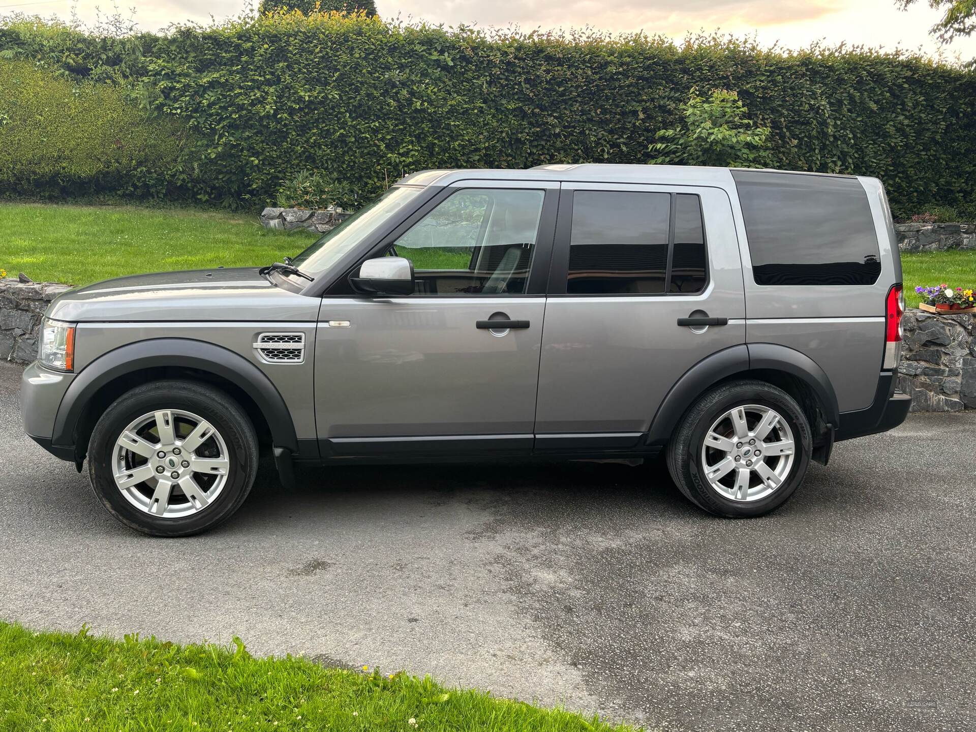 Dec 2011 Land Rover Discovery Commercial Sd V6 [255] Auto