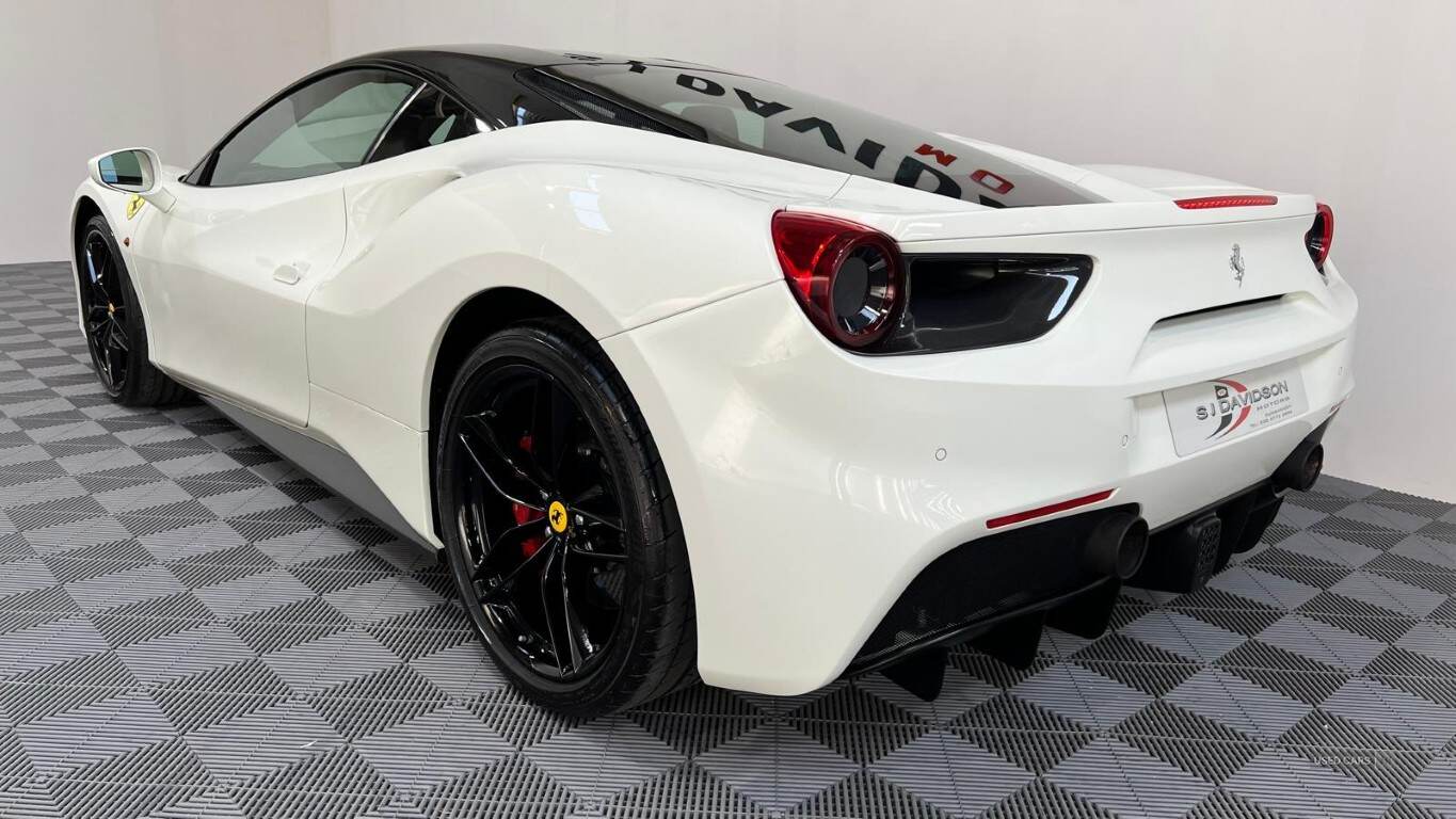  2018 Ferrari 488 GTB