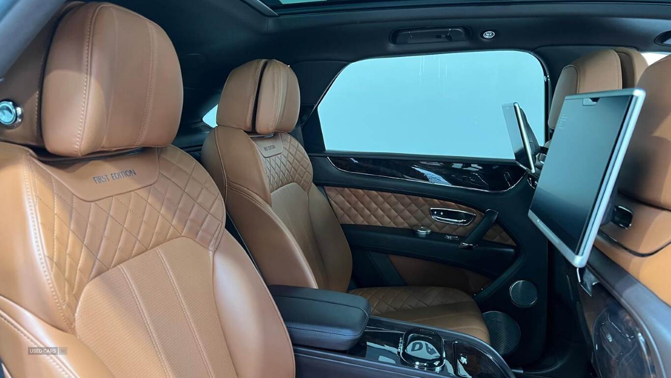  2016 Bentley Bentayga Base
