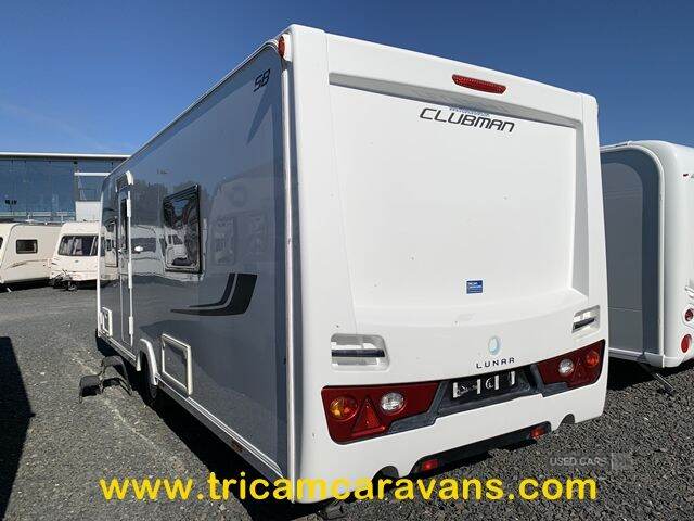  2014 Lunar Clubman SB, Twin Fixed Beds