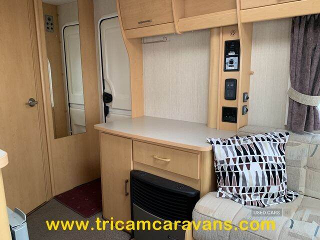 2010 Elddis Elusion 452/2, Lightweight and Compact