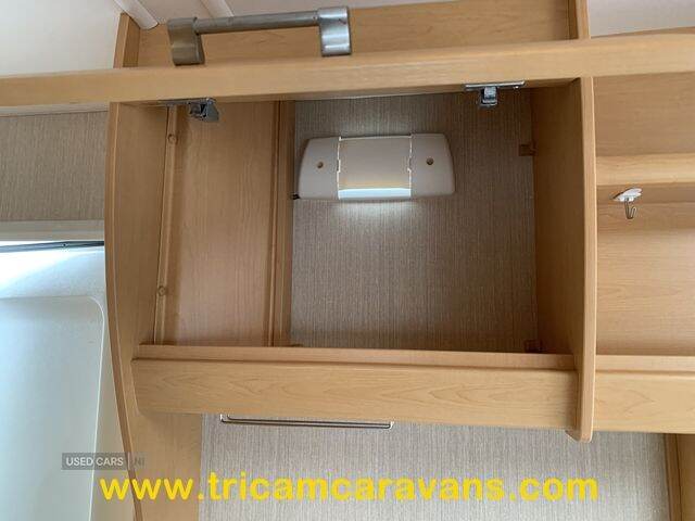 2010 Elddis Elusion 452/2, Lightweight and Compact