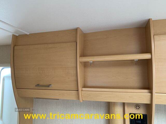 2010 Elddis Elusion 452/2, Lightweight and Compact