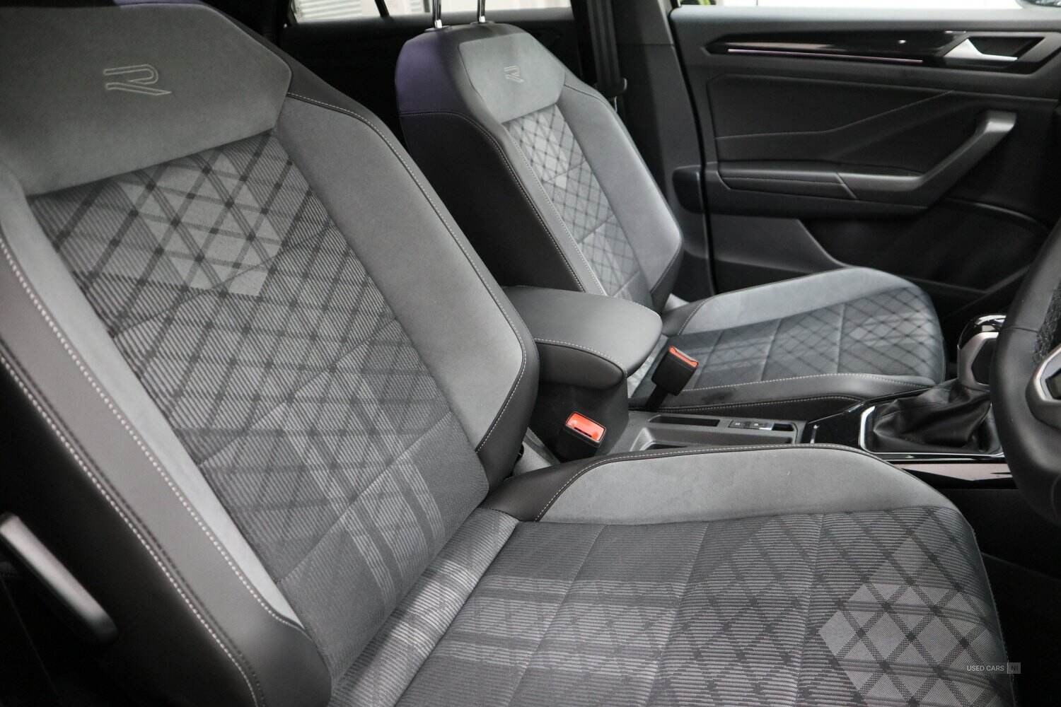  2024 Volkswagen T-Roc R-line Tdi Dsg R-Line 2.0 TDi (150ps) DSG