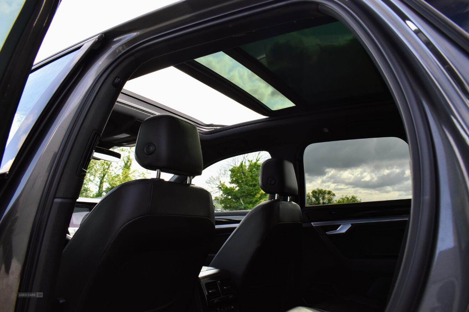 2019 Volkswagen Touareg 3.0 TDI V6 R-Line
