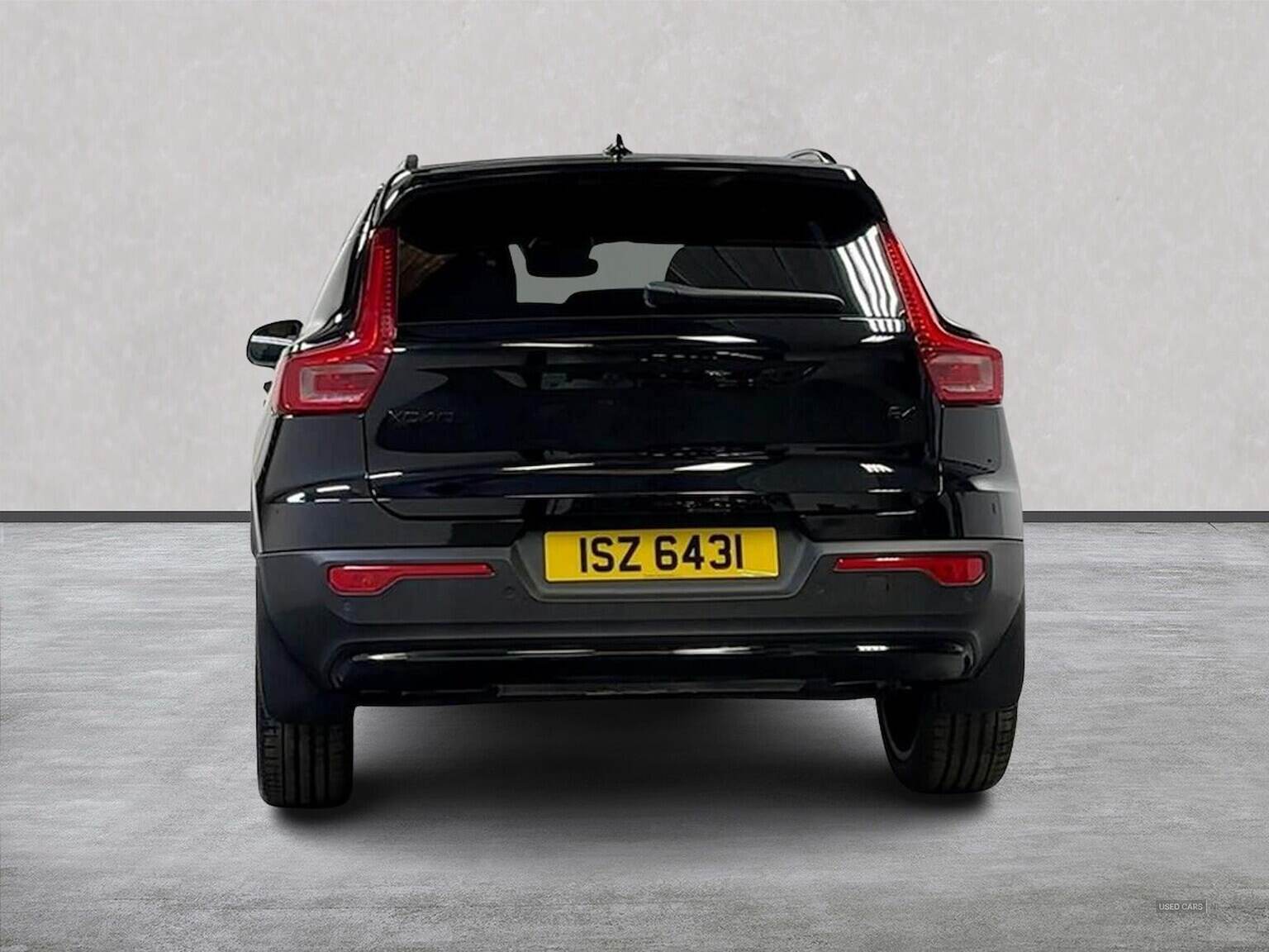Nov 2024 Volvo XC40 2.0 B4P Plus Black Edition 5Dr Auto