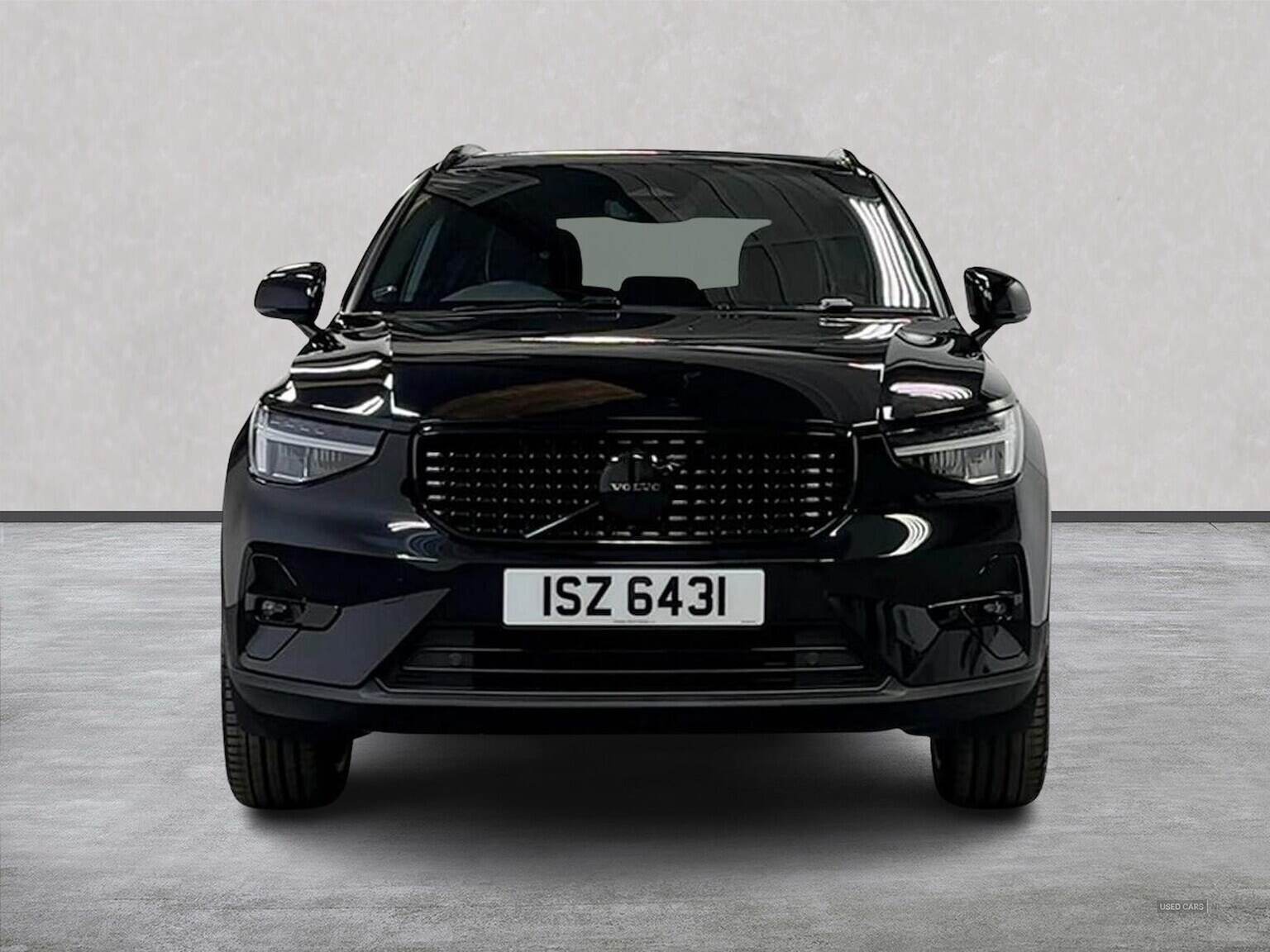 Nov 2024 Volvo XC40 2.0 B4P Plus Black Edition 5Dr Auto