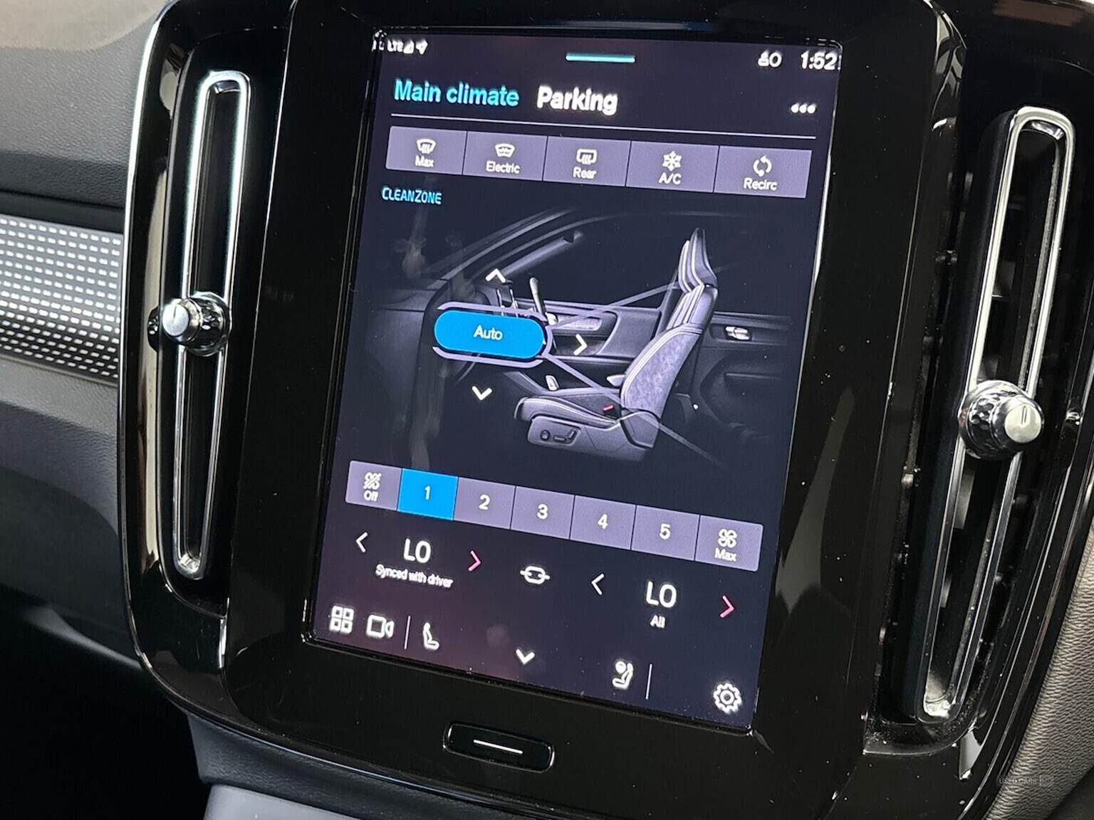 Nov 2024 Volvo XC40 2.0 B4P Plus Black Edition 5Dr Auto