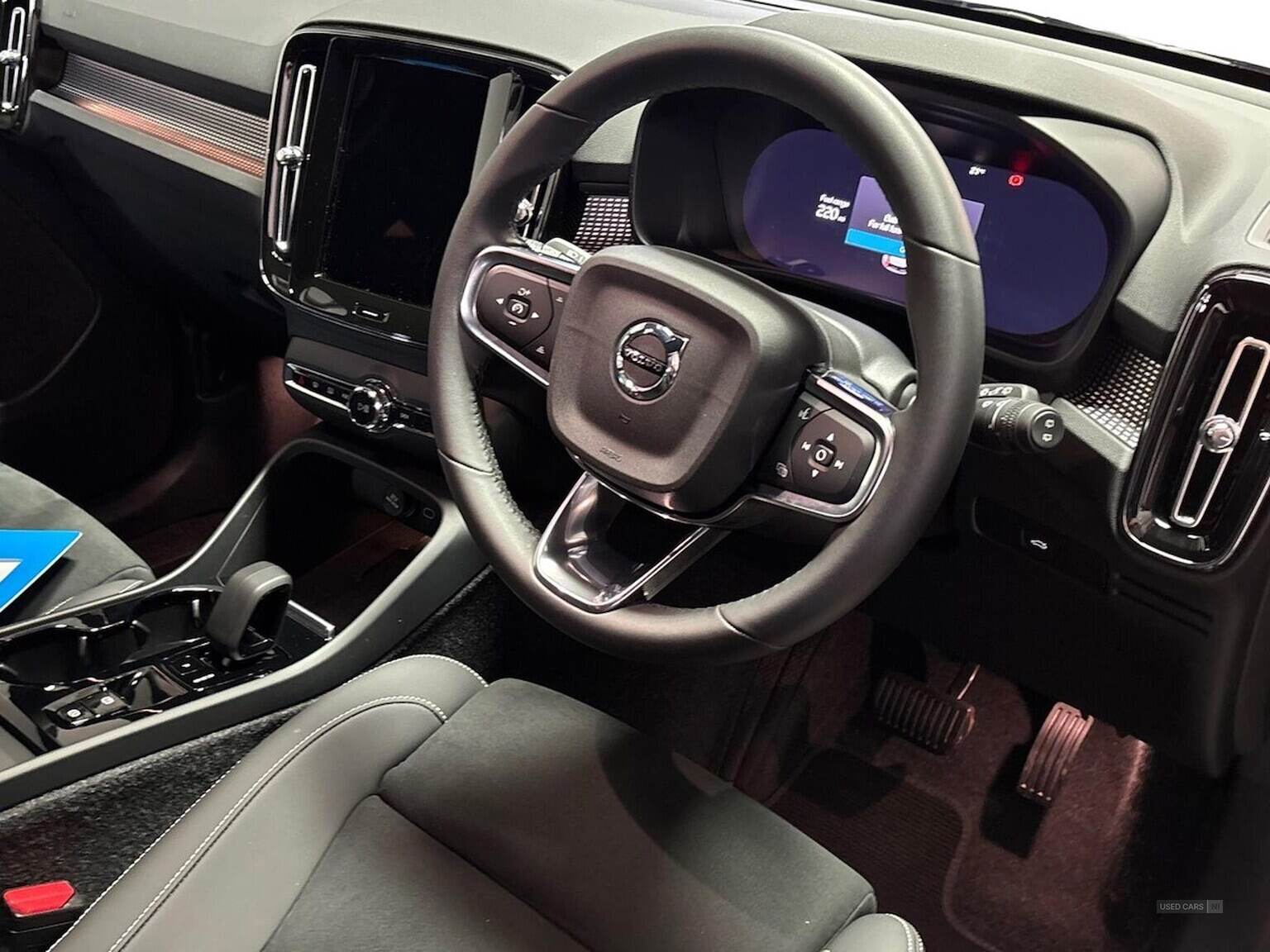 Nov 2024 Volvo XC40 2.0 B4P Plus Black Edition 5Dr Auto