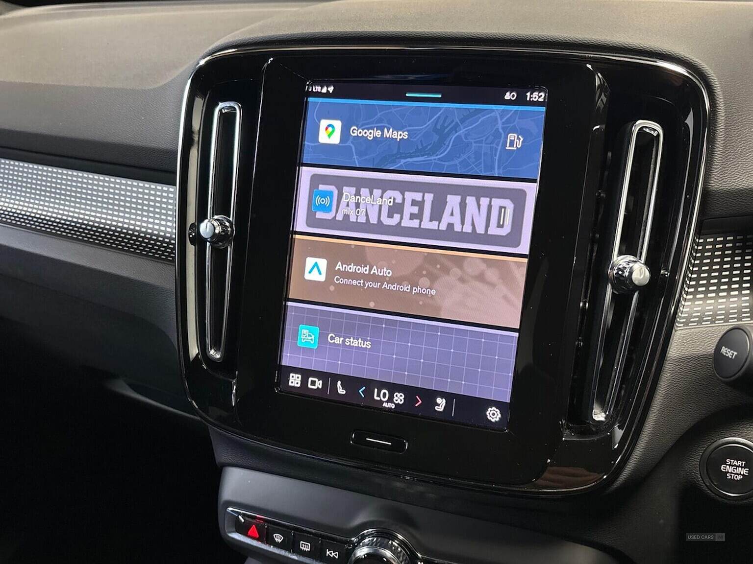 Nov 2024 Volvo XC40 2.0 B4P Plus Black Edition 5Dr Auto