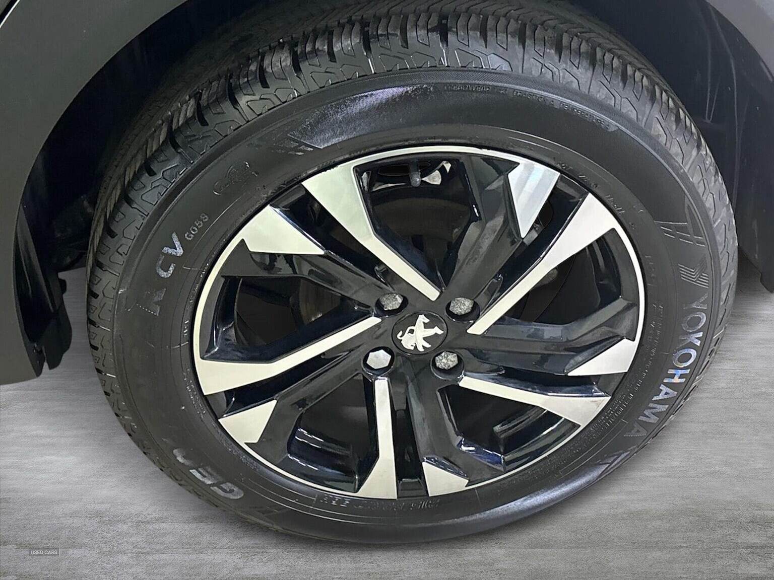 Dec 2021 Peugeot 2008 1.2 Puretech Allure Premium 5Dr