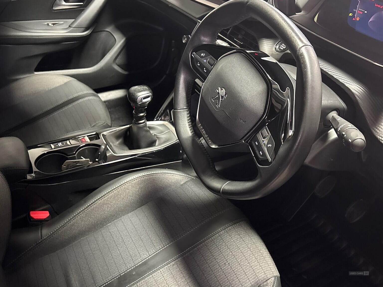 Dec 2021 Peugeot 2008 1.2 Puretech Allure Premium 5Dr