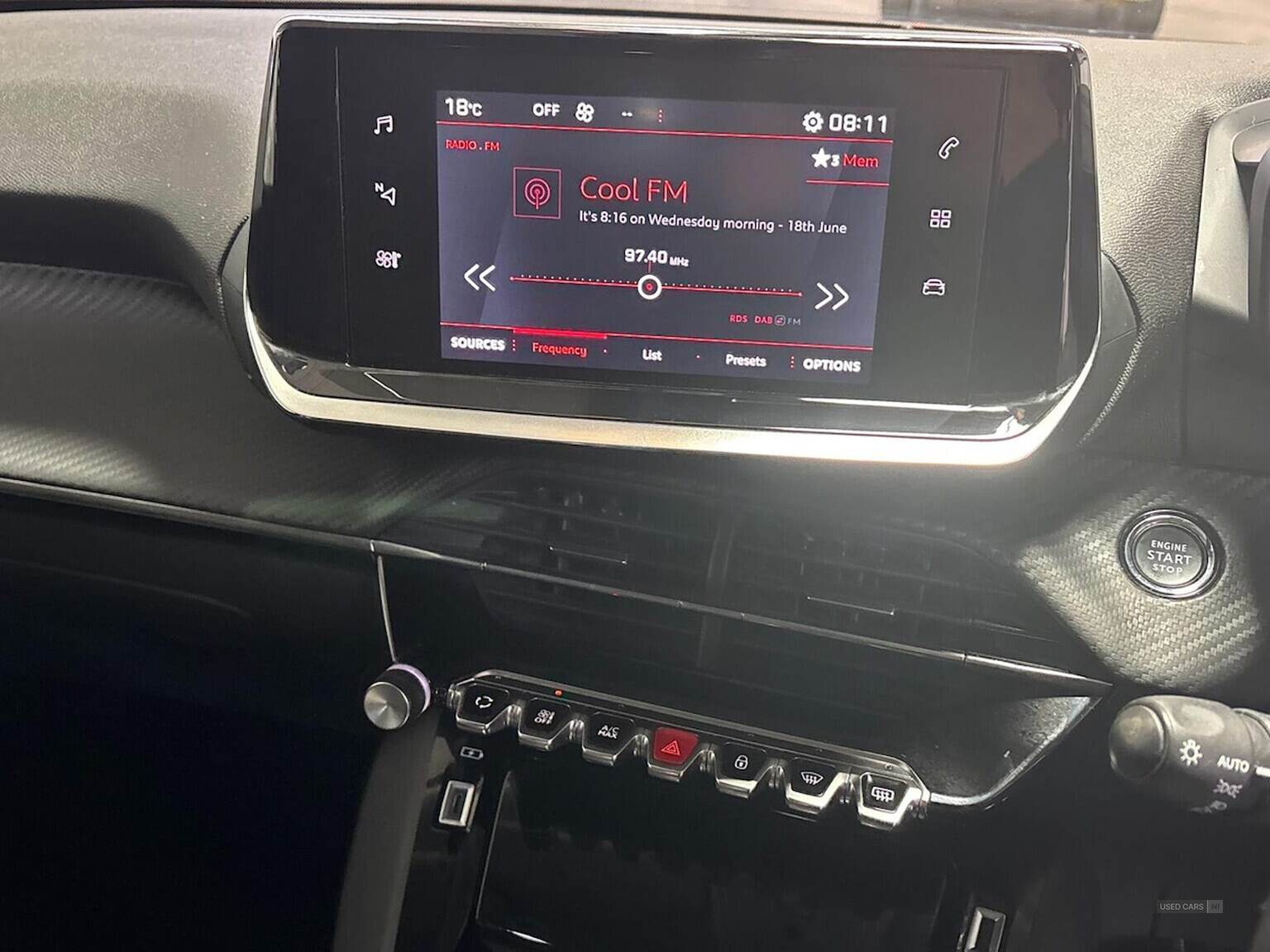 Dec 2021 Peugeot 2008 1.2 Puretech Allure Premium 5Dr