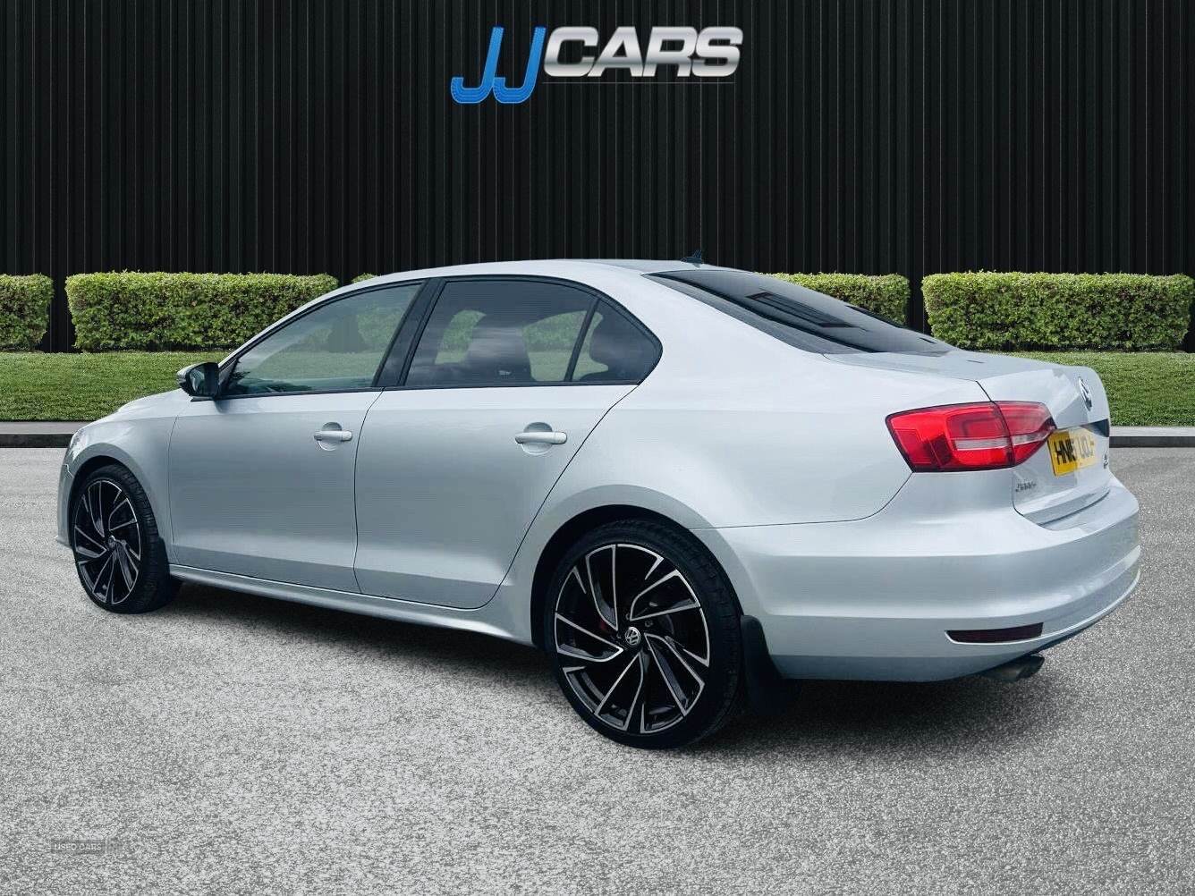 Jun 2015 Volkswagen Jetta 2.0 TDI SE 4dr DSG