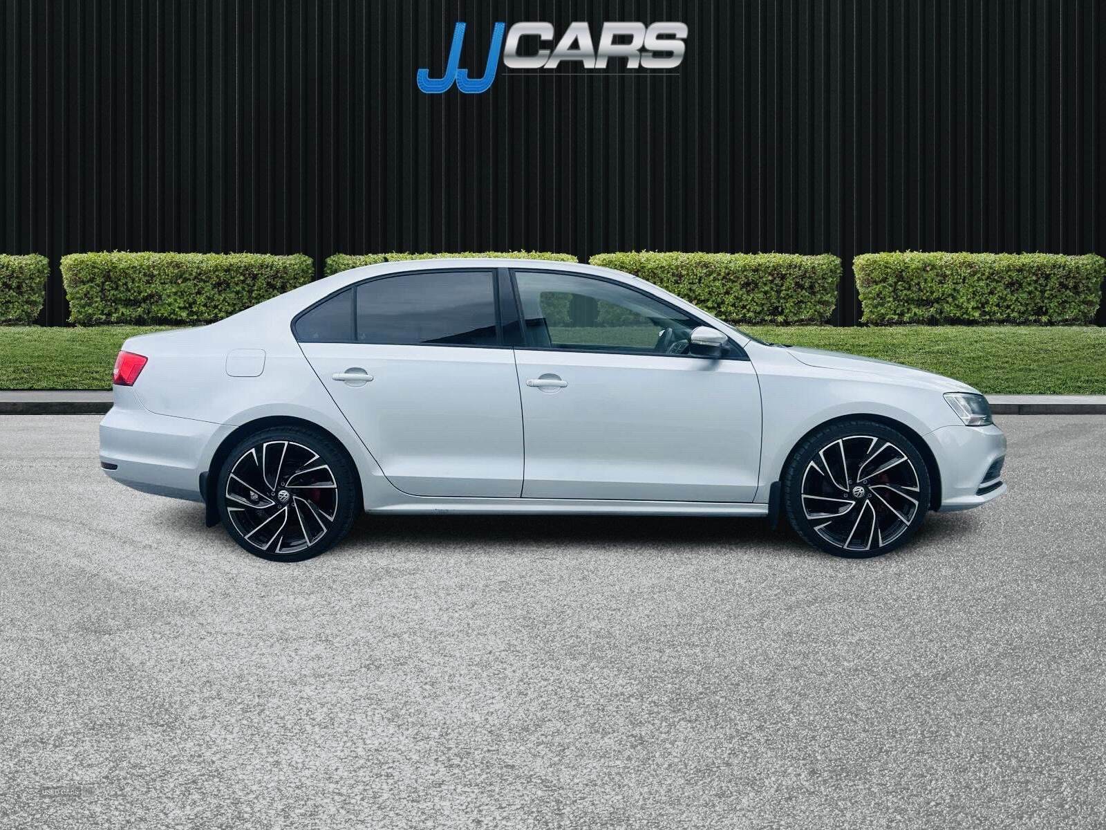 Jun 2015 Volkswagen Jetta 2.0 TDI SE 4dr DSG