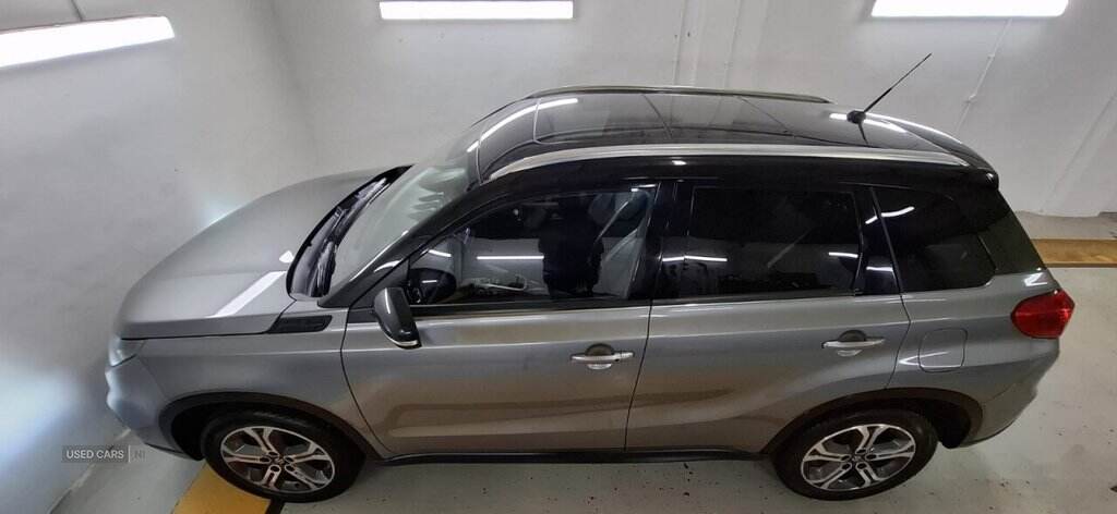 Oct 2015 Suzuki Vitara 1.6 SZ5 5dr