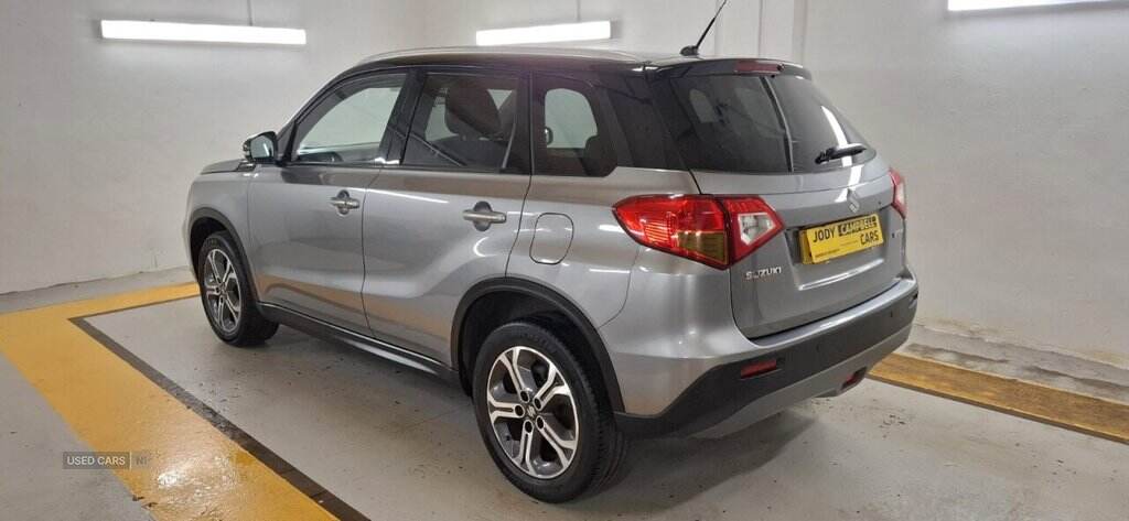 Oct 2015 Suzuki Vitara 1.6 SZ5 5dr