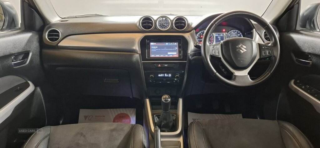 Oct 2015 Suzuki Vitara 1.6 SZ5 5dr