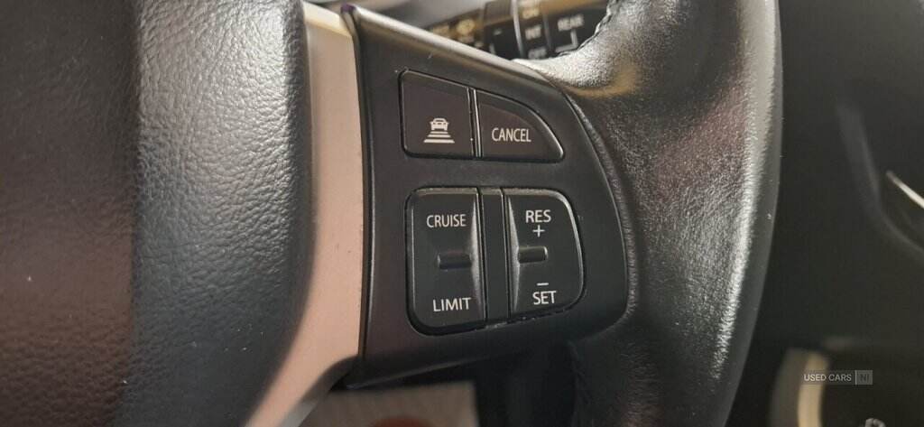 Oct 2015 Suzuki Vitara 1.6 SZ5 5dr