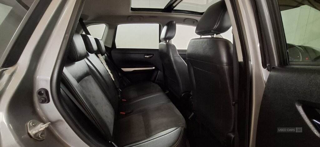 Oct 2015 Suzuki Vitara 1.6 SZ5 5dr