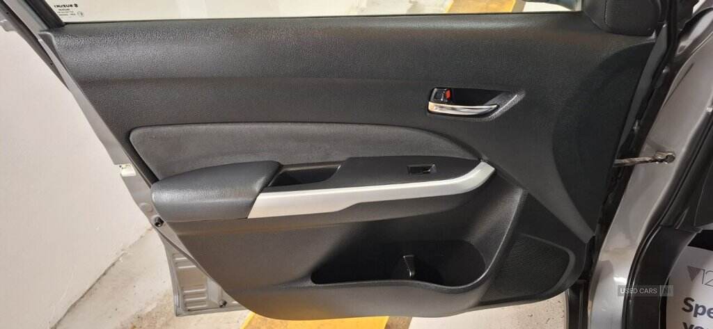 Oct 2015 Suzuki Vitara 1.6 SZ5 5dr