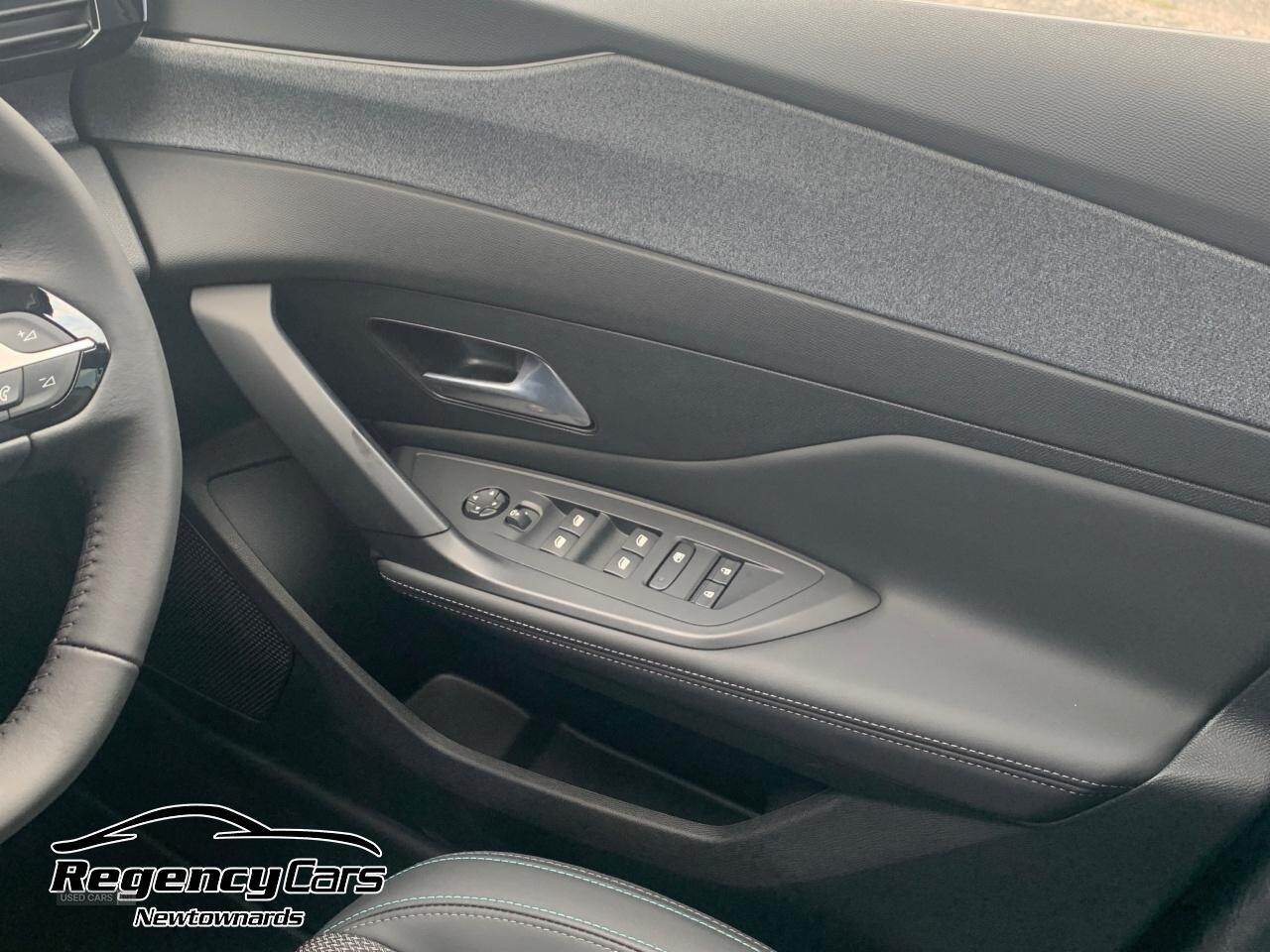 May 2025 Peugeot 308 1.2 PureTech Allure 5dr EAT8