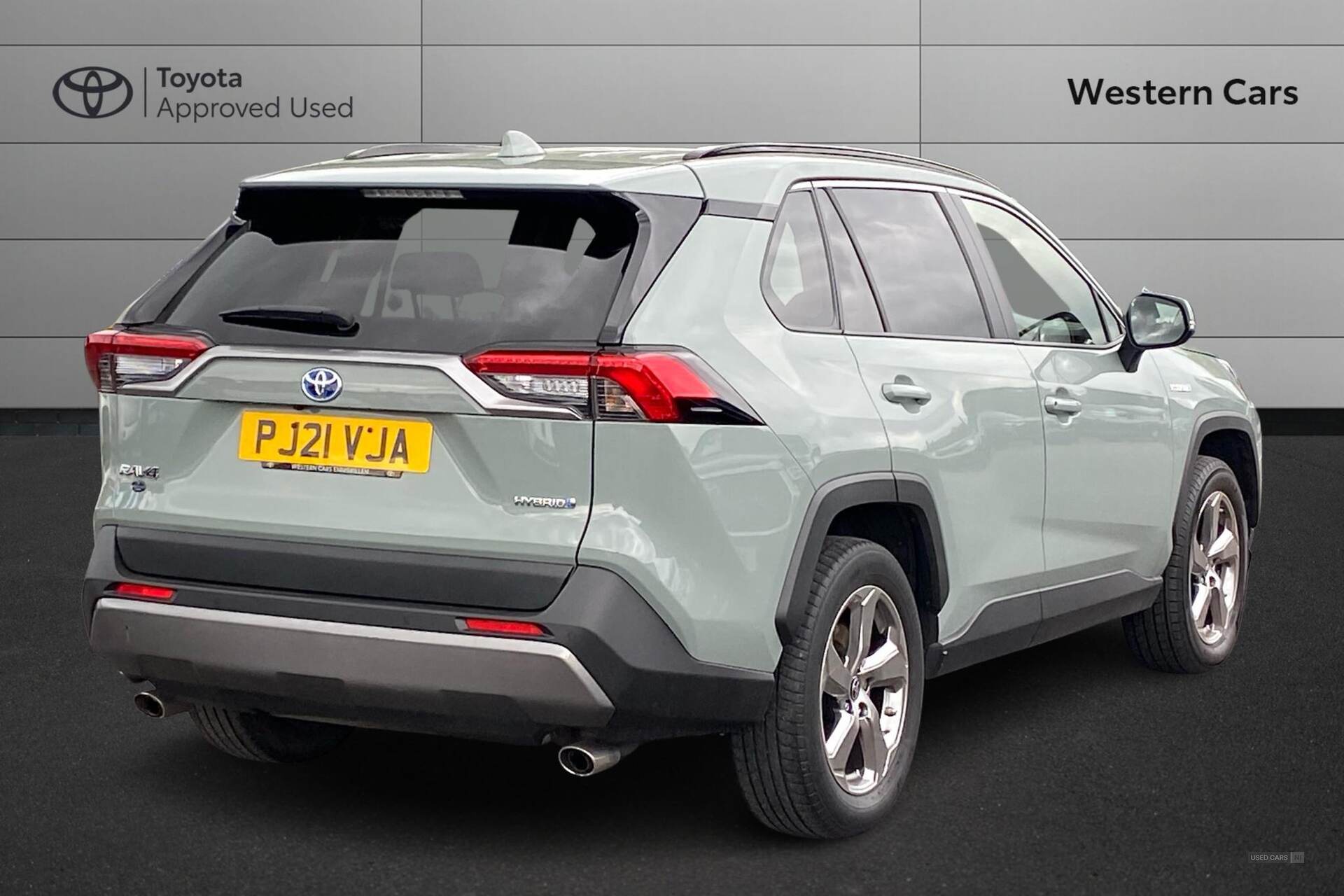 May 2021 Toyota RAV4 2.5 VVT-i Hybrid Design 5dr CVT 2WD